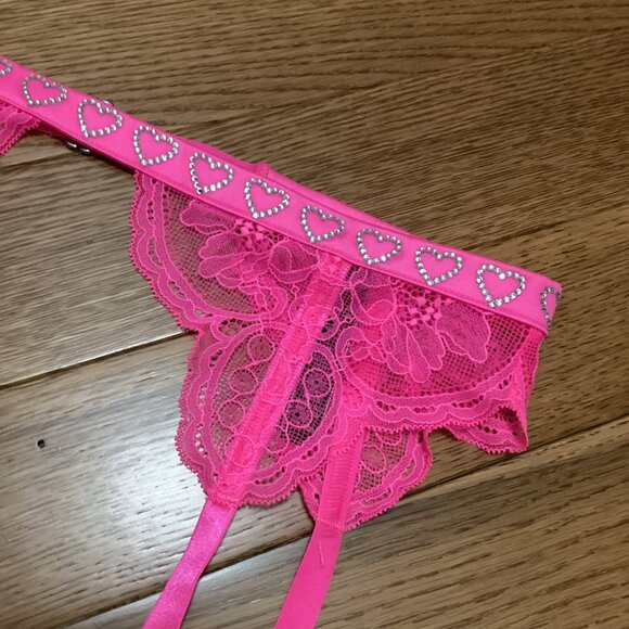 NEW Victoria's Secret Very Sexy Rhinestone Heart Shine Strap Lace Garter Belt ML - Picture 2 of 3